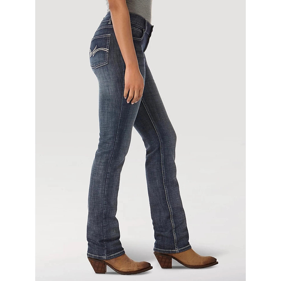 Wrangler Women's Essential Straight Leg Jeans - MS Wash