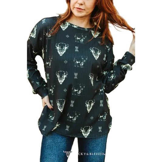 Lucky & Blessed Women's Black Buffalo Printed Ribbed Shirt - Black