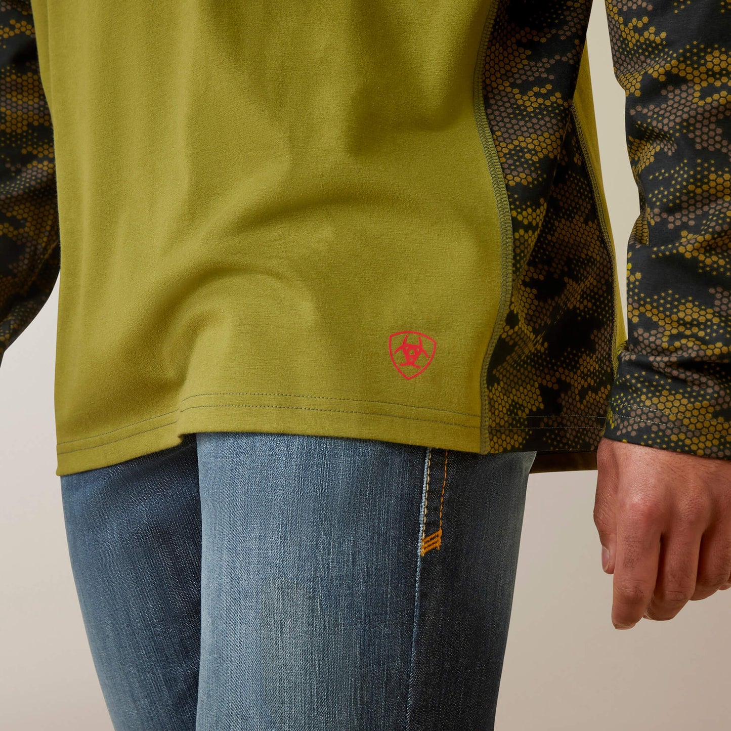 Ariat Men's Fire Resistant Stretch Camo Baseball T-Shirt - Avocado /Camo