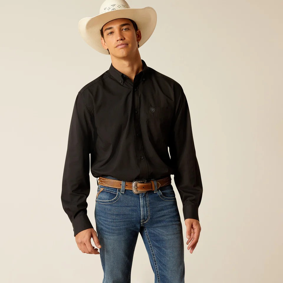 Ariat Men's 360 Airflow Classic Fit LS Shirt - Black