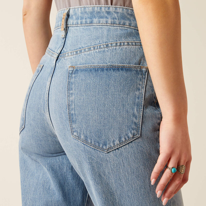Ariat Ultra High Rise Tomboy Straight Leg Jeans - Concord