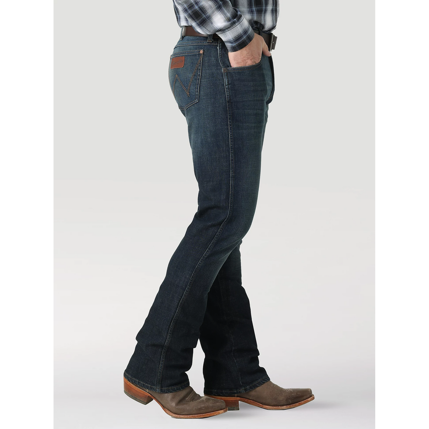 **Wrangler Men's Retro Slim Fit Bootcut Jeans - Timber**FINAL SALE**