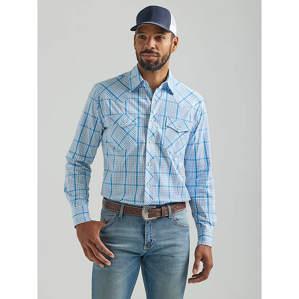 Wrangler Men's 20X Competition Advanced Comfort Long Sleeve 2 Pocket Western Snap Plaid Shirt - Baby Blue
