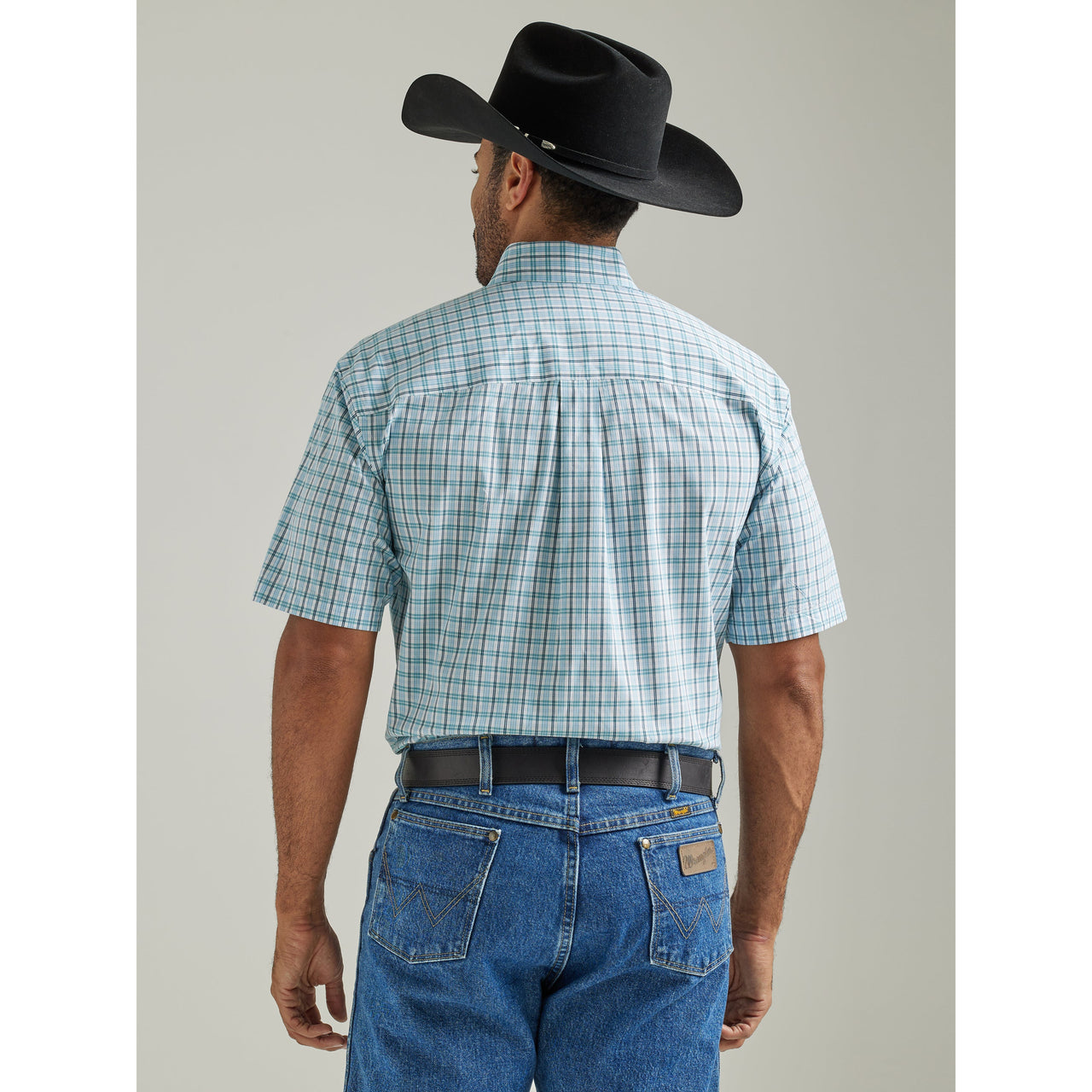 Wrangler Men's George Strait Short Sleeve Shirt - Blue