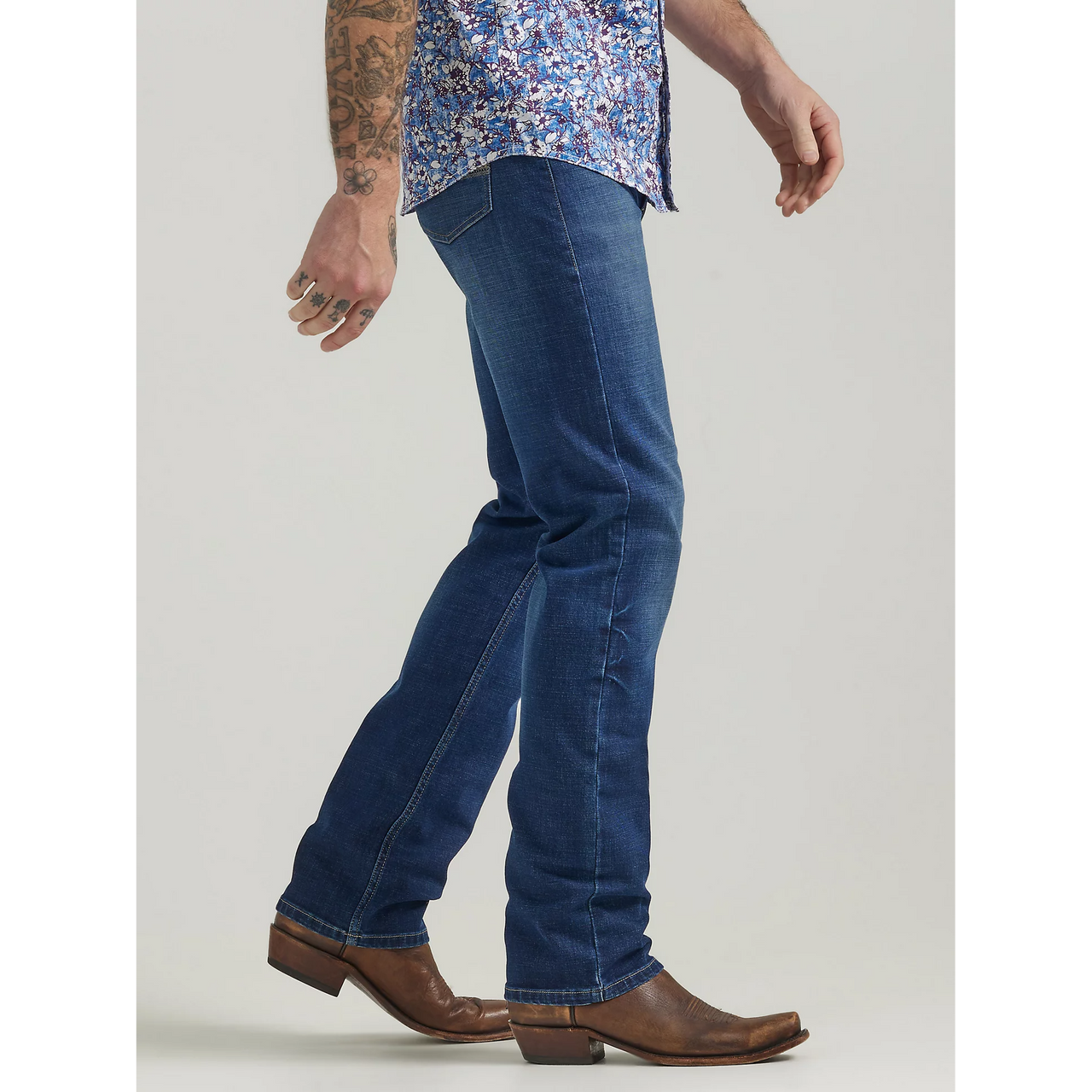 Wrangler Men's 20X No.44 Slim Straight Jeans - Fawnbrook