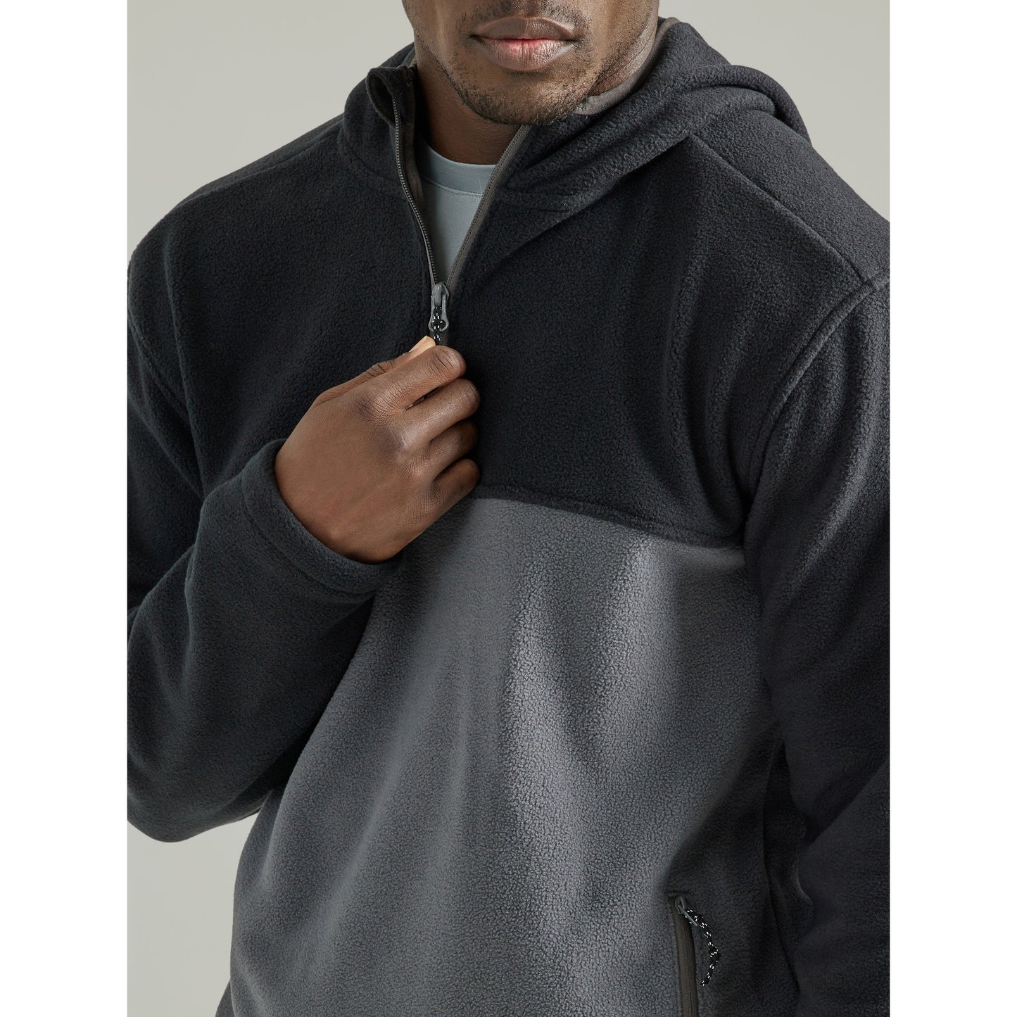 Wrangler Men's ATG Weekend Fleece Hoodie - Charcoal/Black