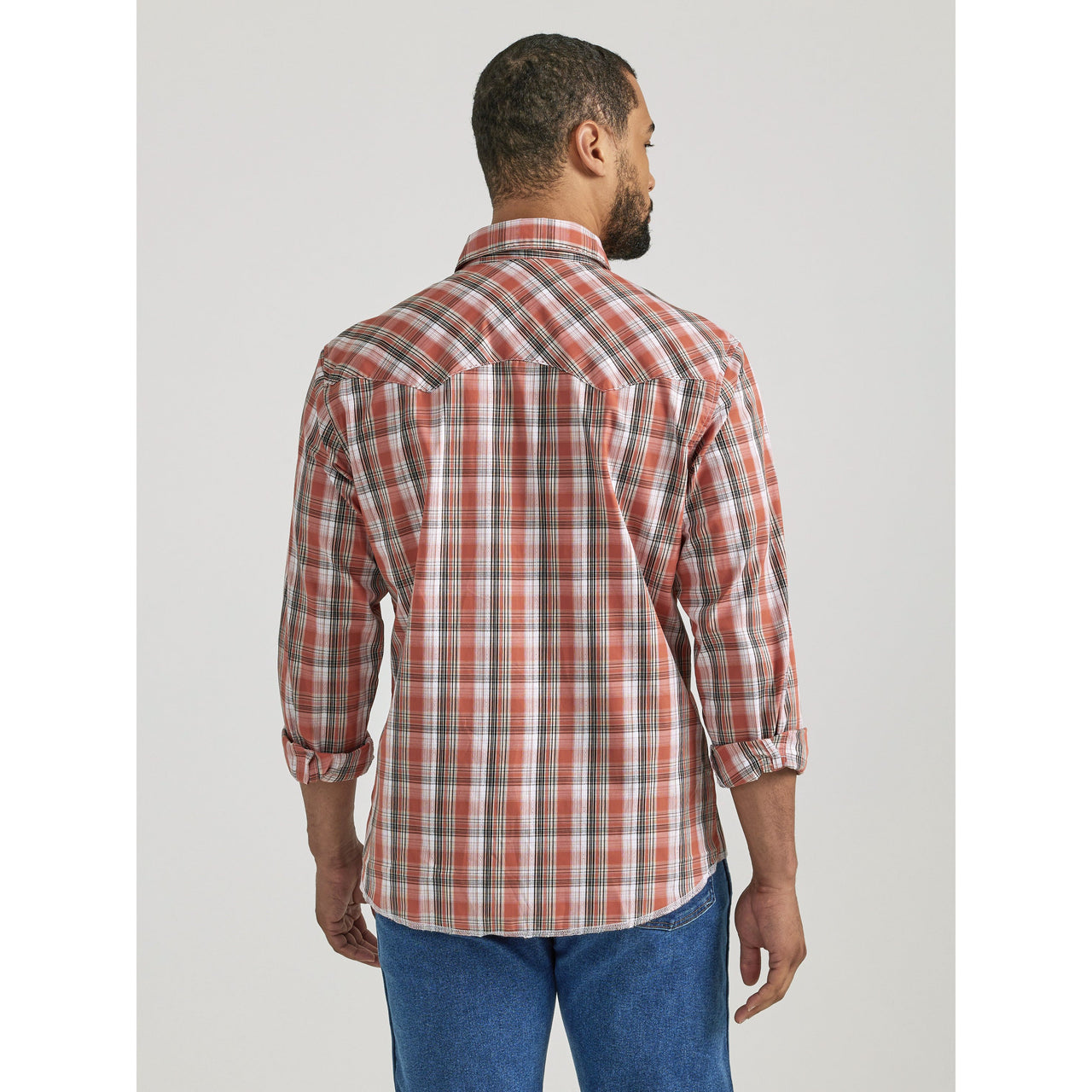 Wrangler Men's Long Sleeve Modern Fit Snap Shirt - Orange
