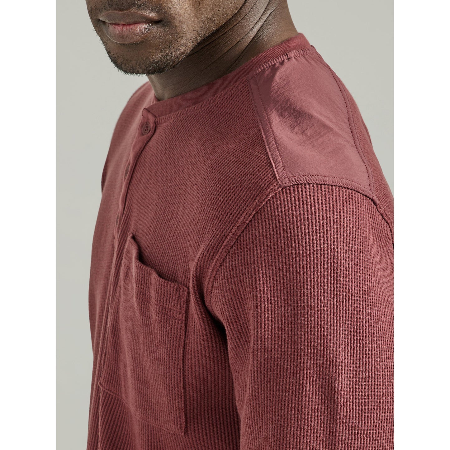 Wrangler Men's Long Sleeve Henley Shirt - Maroon