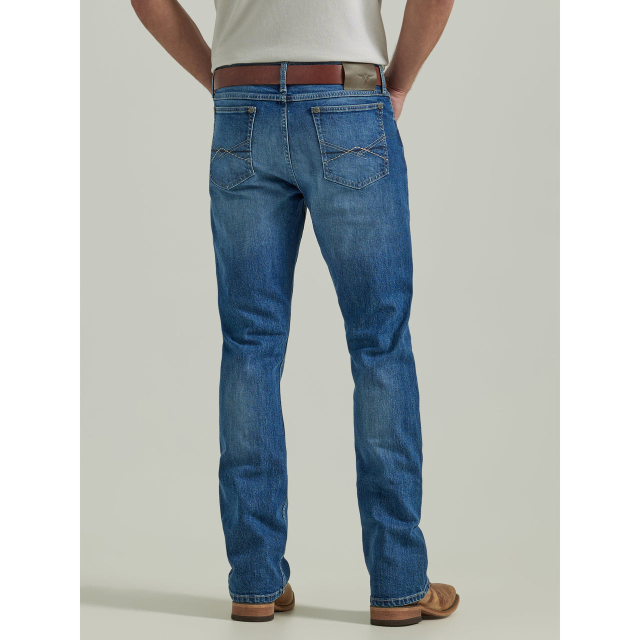 Wrangler Men's 20X No.42 Vintage Bootcut Jeans - Sorrel