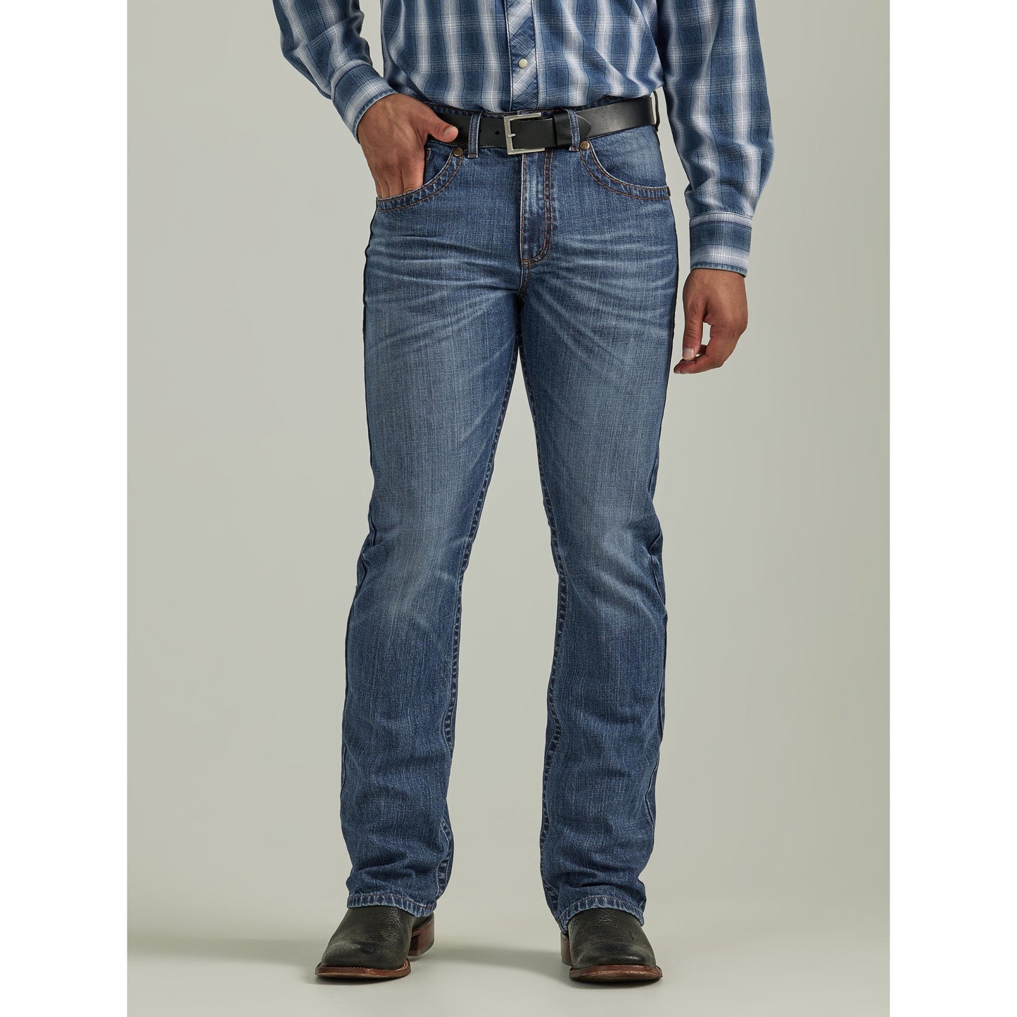 Wrangler Men's Rock47 Slim Bootcut Jeans - Braunvieh