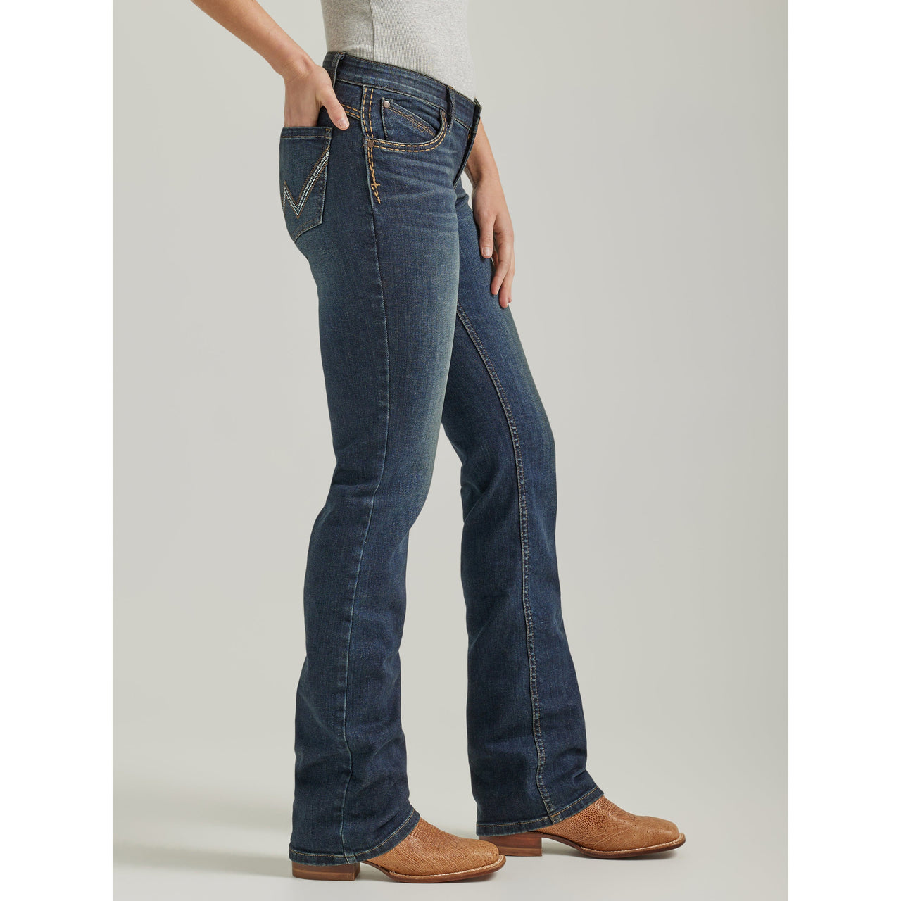 Wrangler Women's Ultimate Riding Shiloh Low Rise Bootcut Jeans - Della
