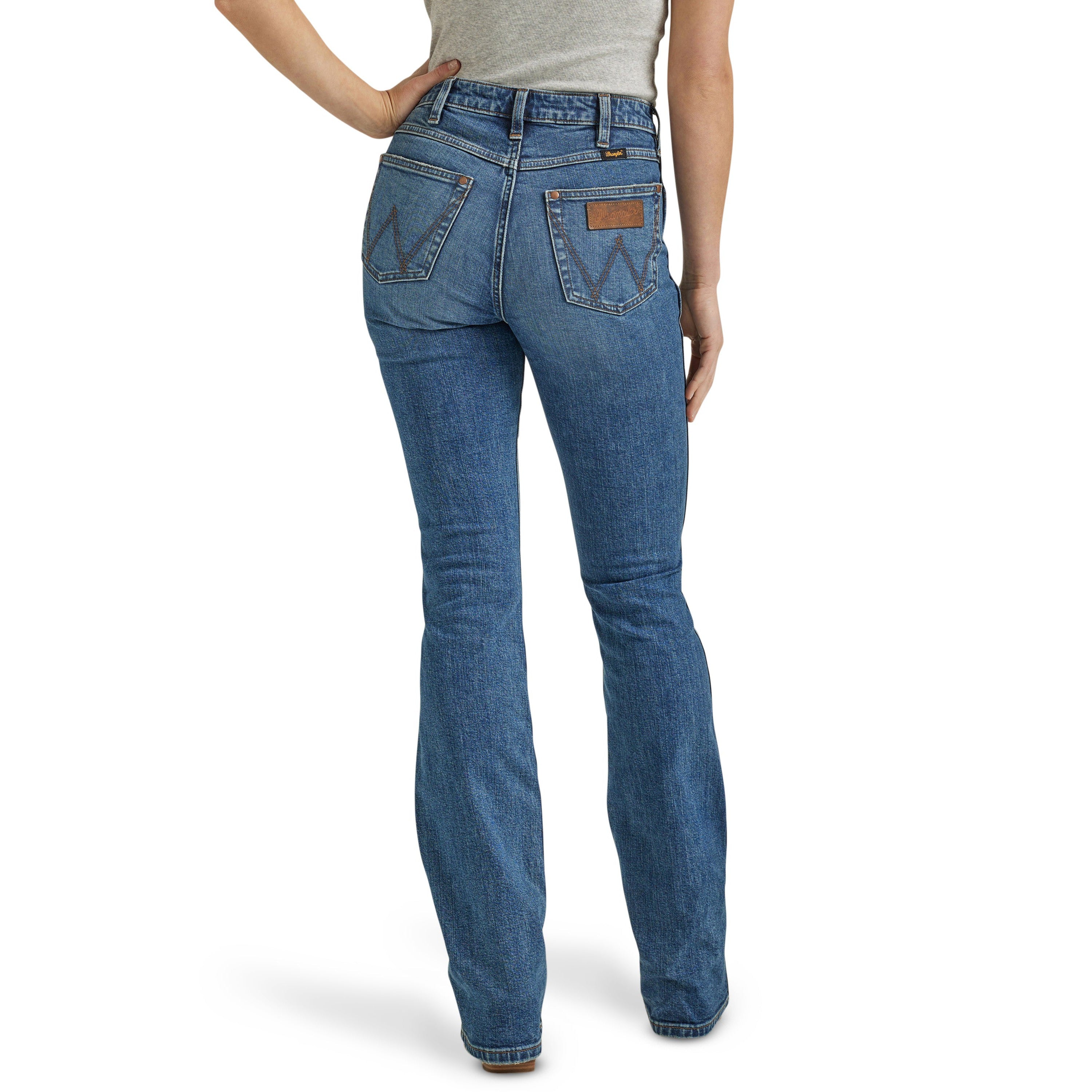 Wrangler exaggerated best sale bootcut jeans