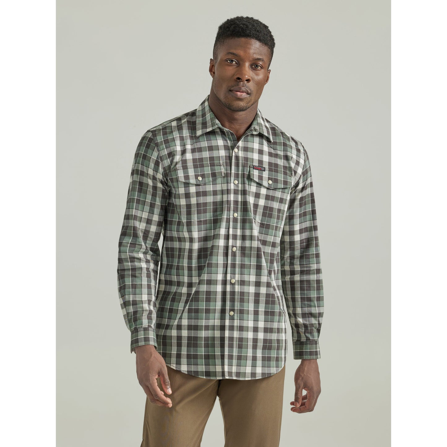 Wrangler Men's ATG Long Sleeve Utility Plaid Shirt - Green
