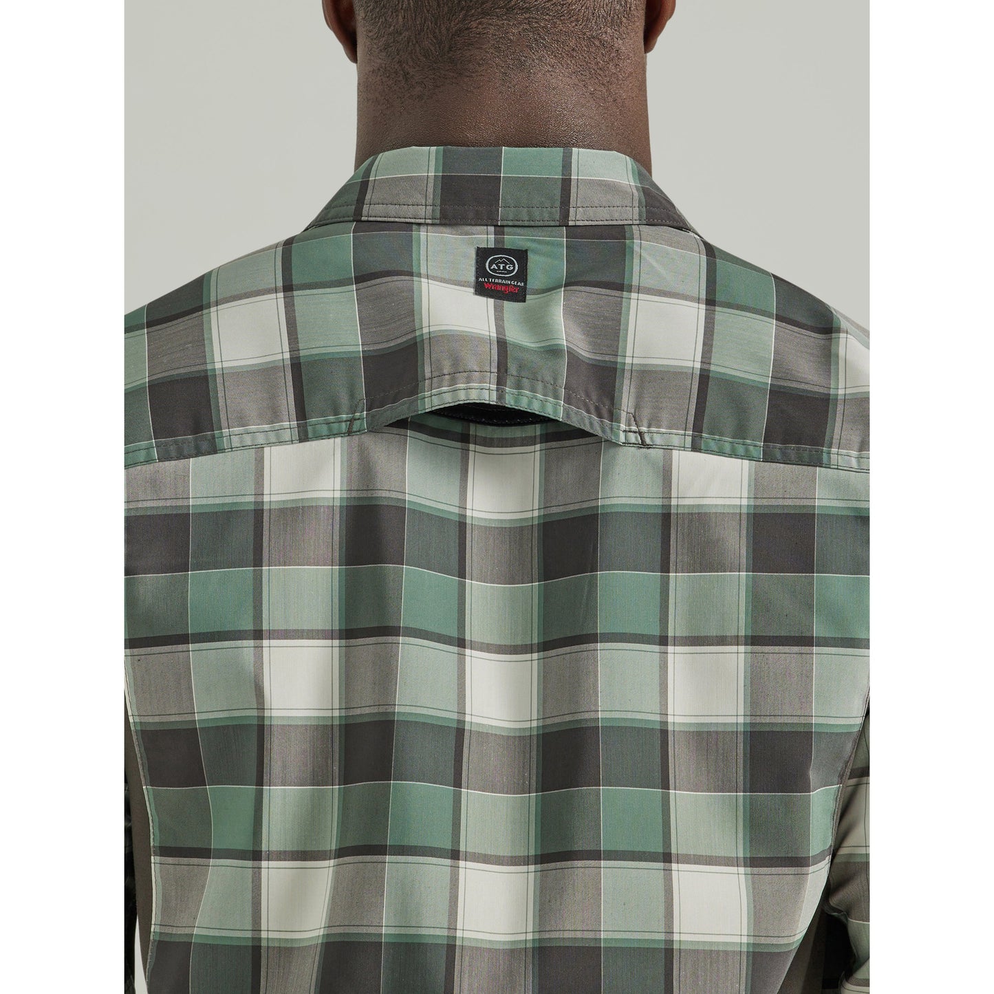 Wrangler Men's ATG Long Sleeve Mixed Material Plaid Shirt - Green