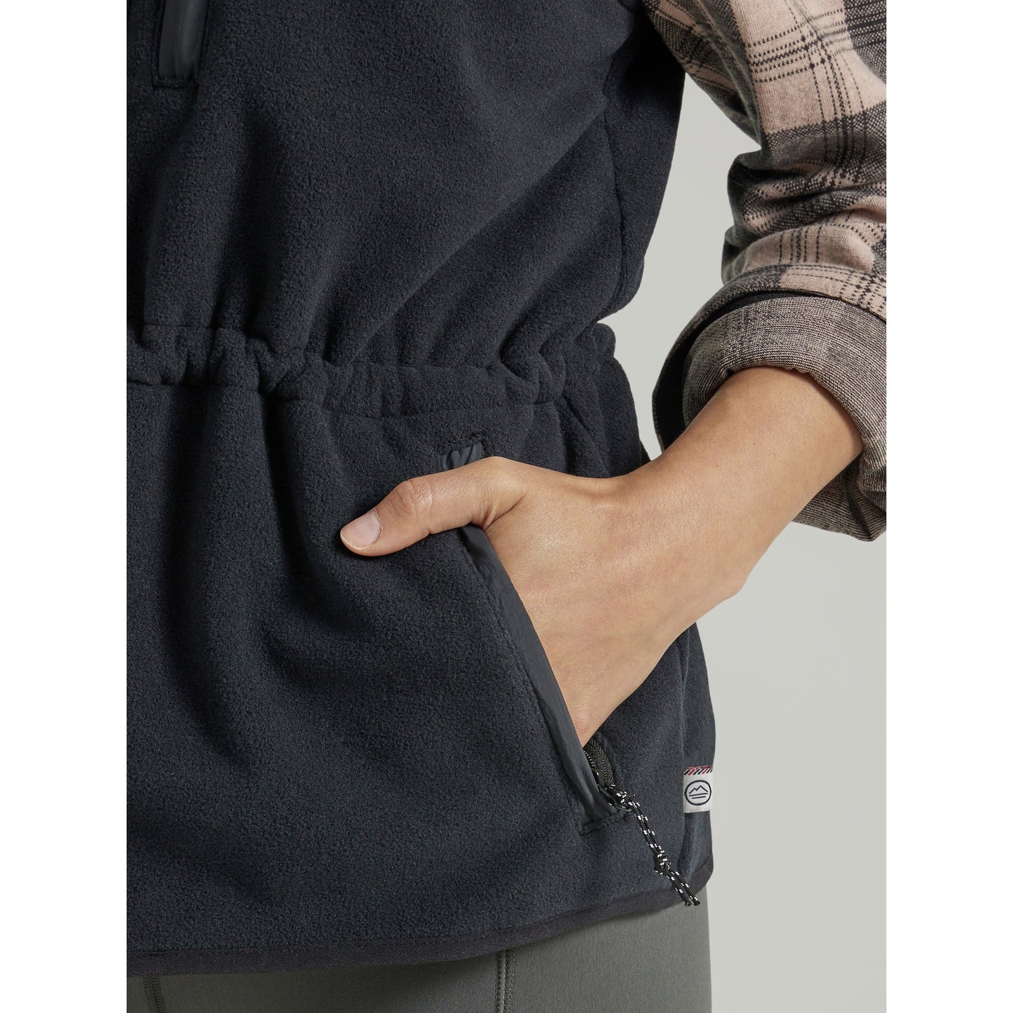 Wrangler Women's ATG Climate Reversible Vest - Black