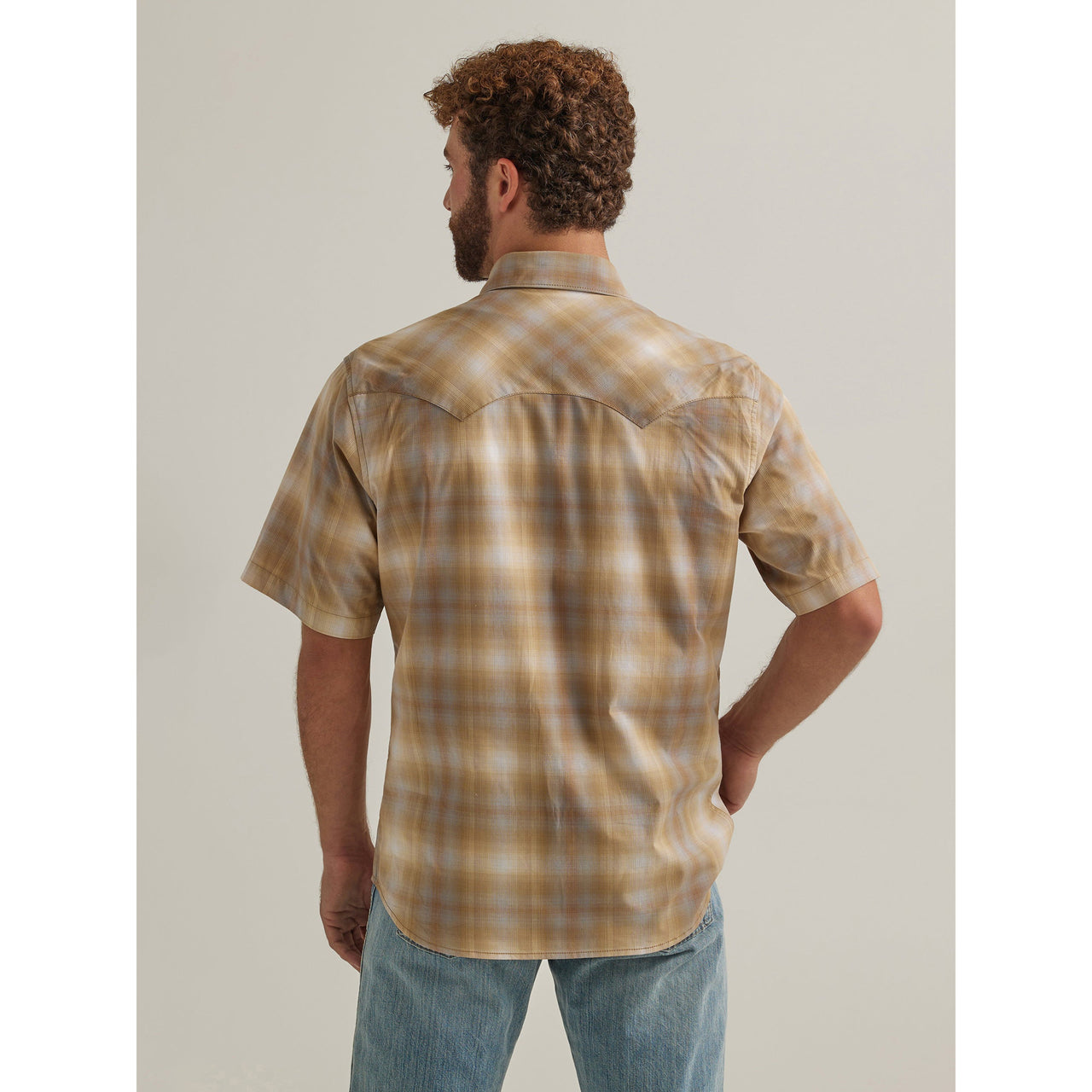 Wrangler Men's Retro Modern Fit Short Sleeve Plaid Shirt - Sand