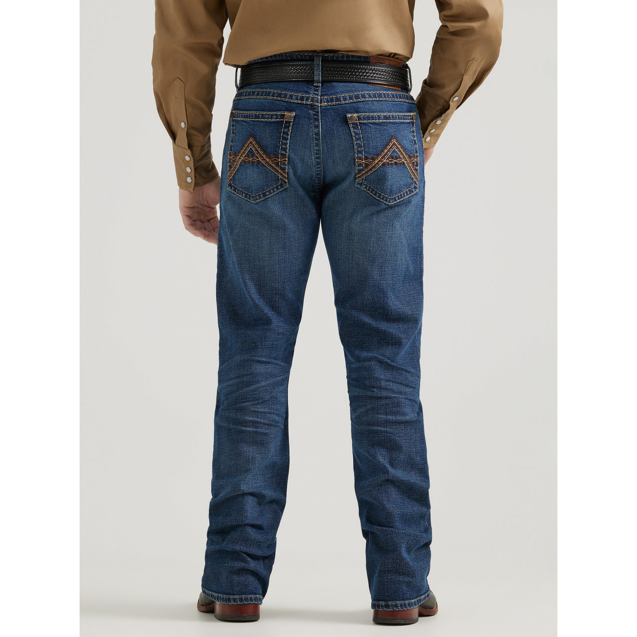 Wrangler Men's Rock 47 Slim Bootcut Jeans -
