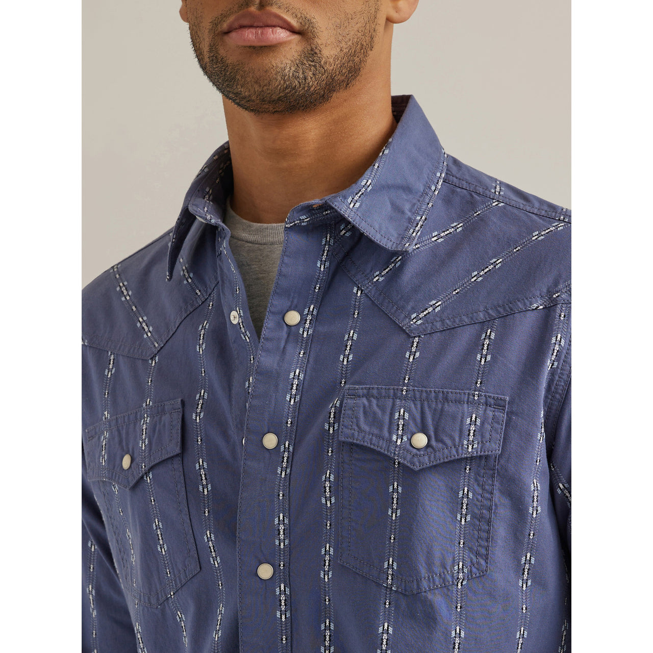 Wrangler Men's Retro Premium Long Sleeve Modern Fit Snap Shirt - Blue
