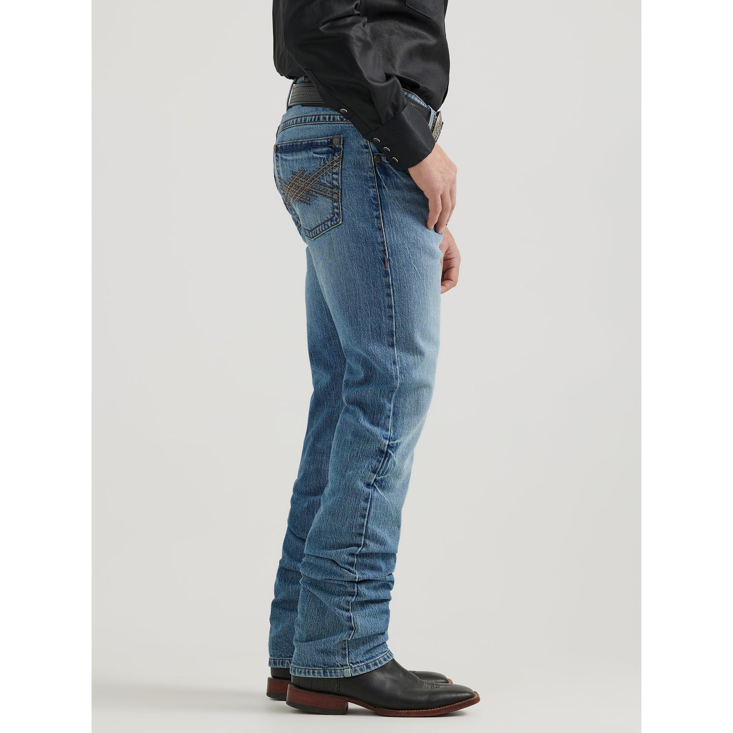 Wrangler Men's Rock 47 Slim Straight Jeans