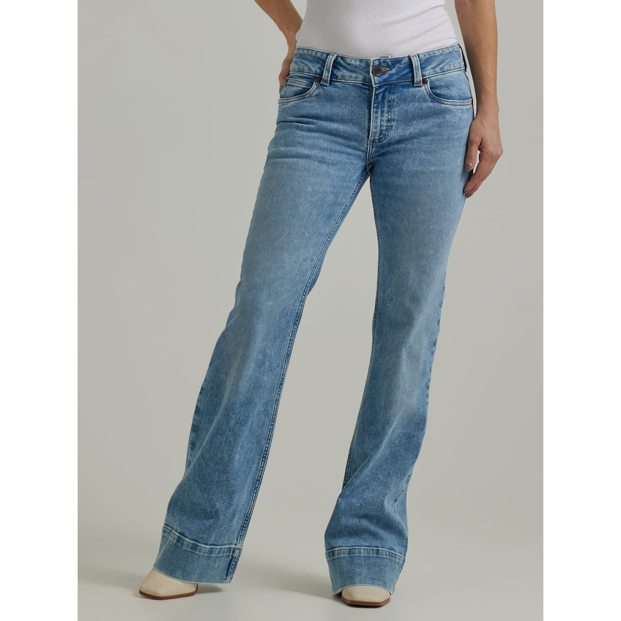 Wrangler Women's Retro Mae Mid Rise Trouser Jeans - Kacey