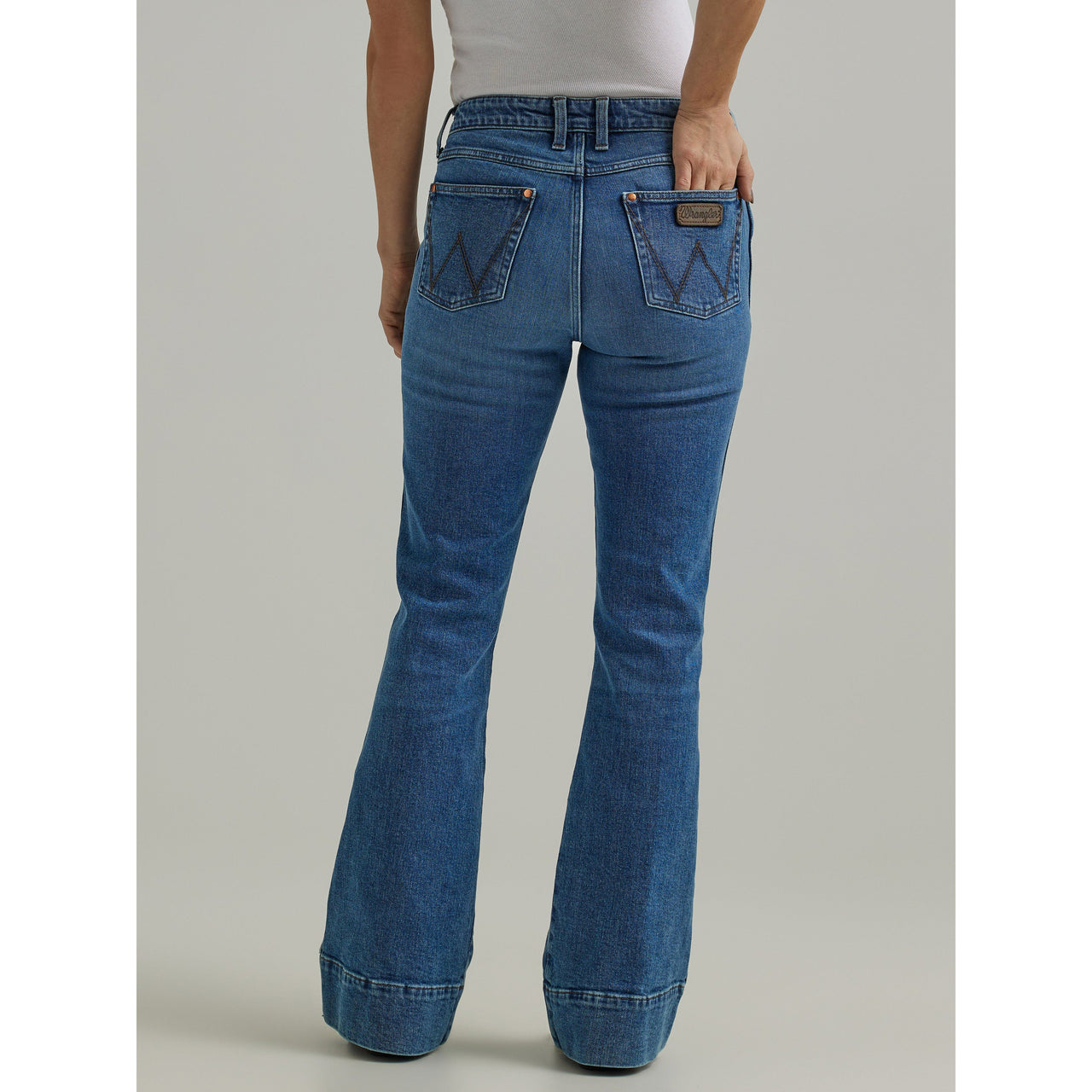 Wrangler Women's Retro Bailey High Rise Trouser Jeans - Bessi