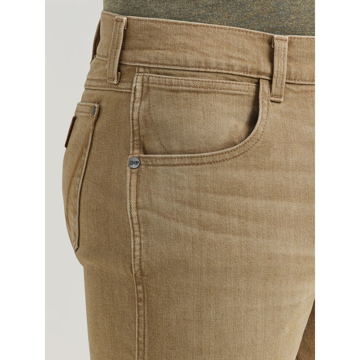 Wrangler Men's Retro Slim Straight Jeans - Khaki