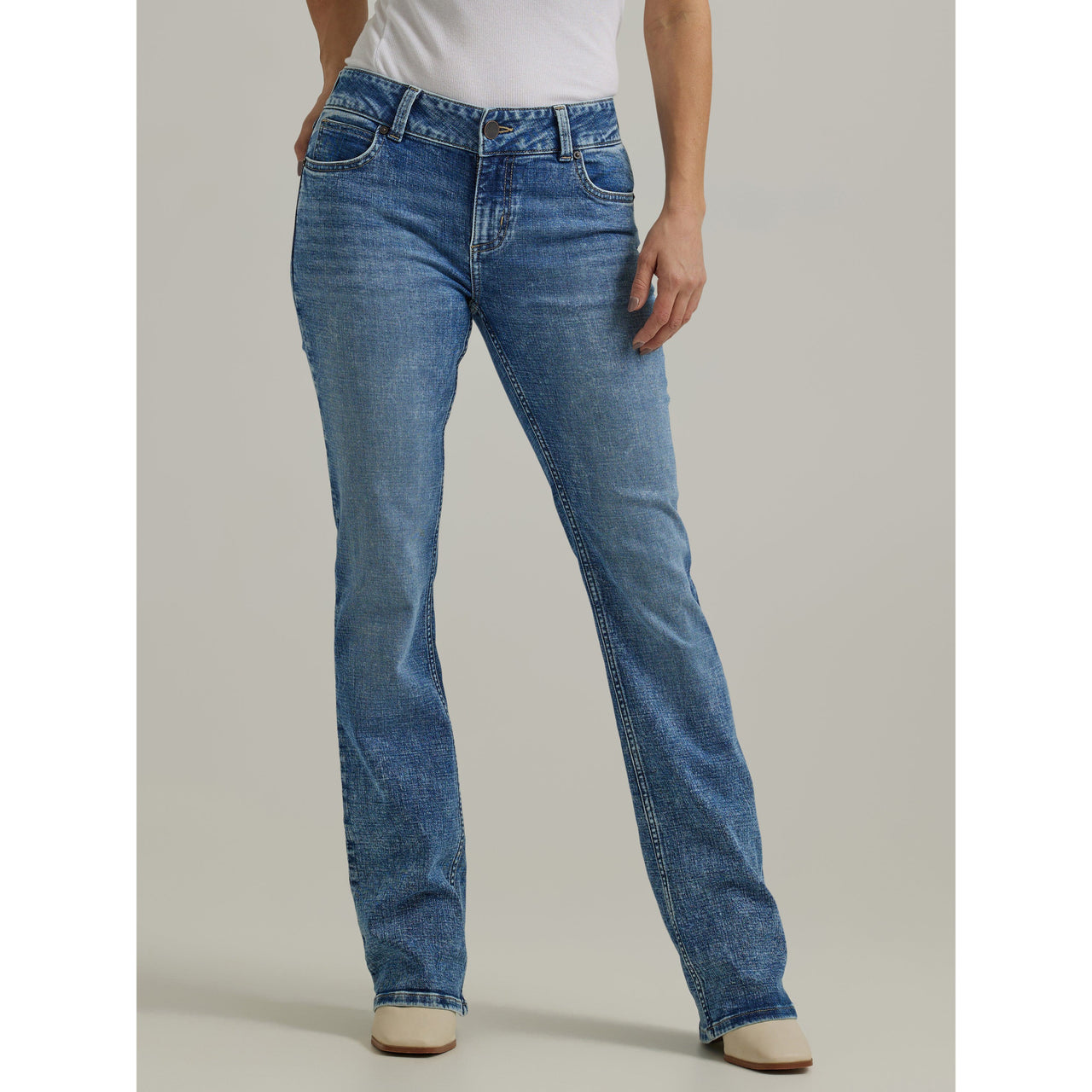 Wrangler Women's Essential Bootcut Jeans - Jayne