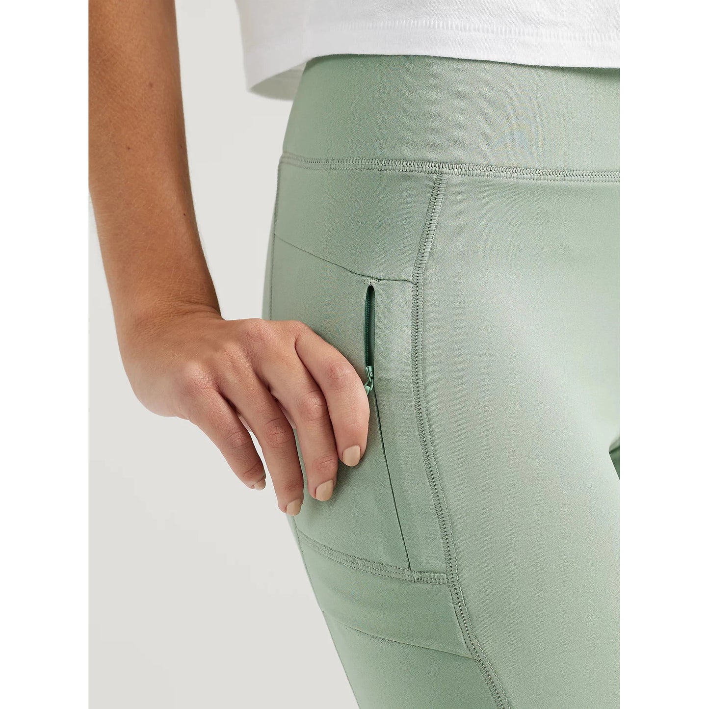 Wrangler Women's ATG Destination Legging - Green Bay