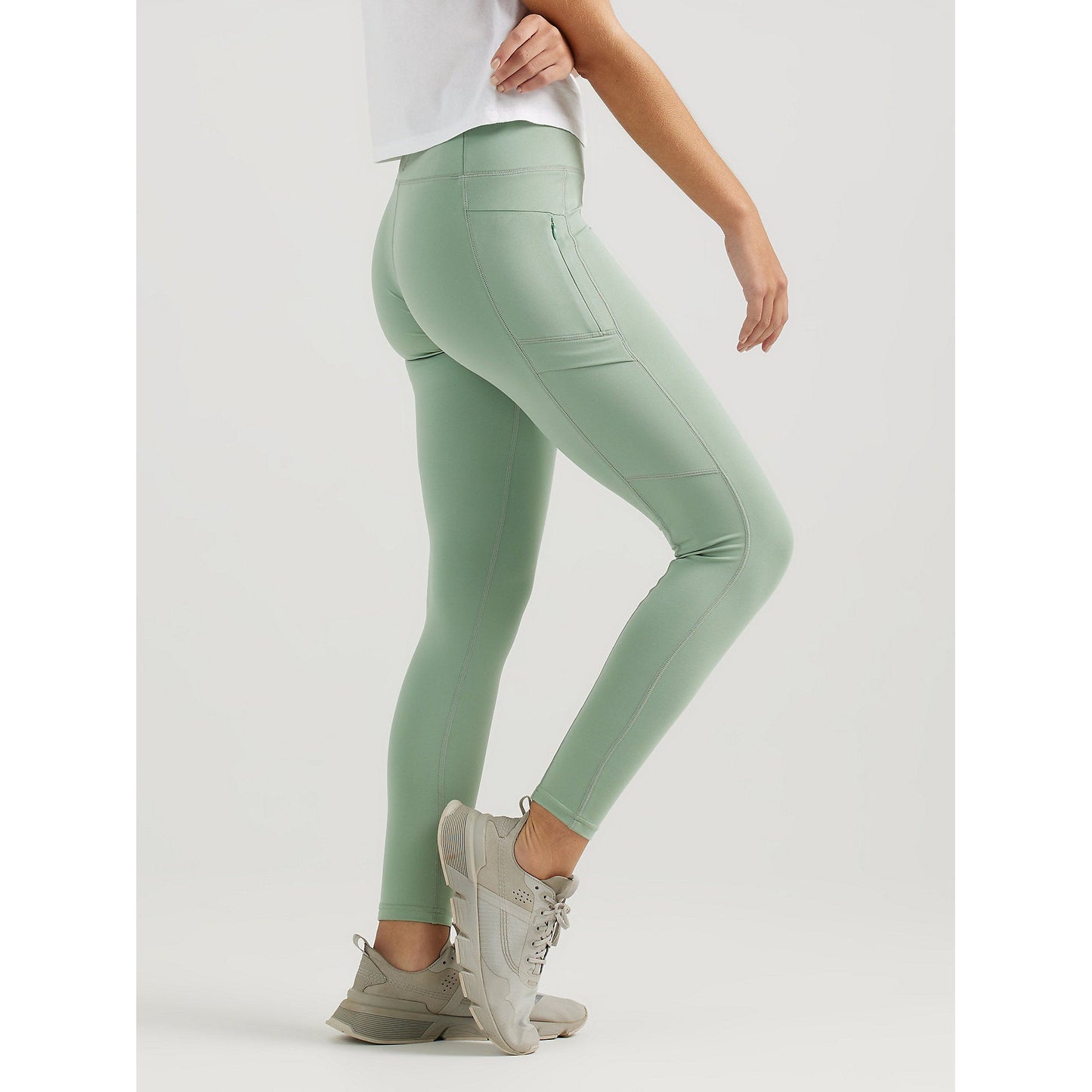 Wrangler Women's ATG Destination Legging - Green Bay