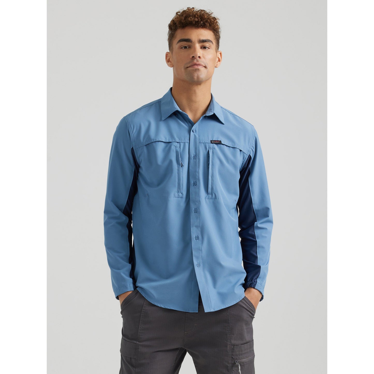 Wrangler Men's ATG Long Sleeve Valley Lake Shirt - Monument