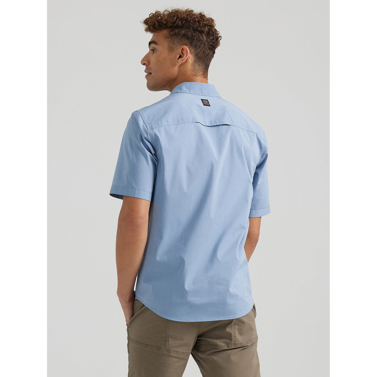 Wrangler Men's ATG Short Sleeve Asymmetric Zip Pocket Plaid Shirt - Coronet Blue