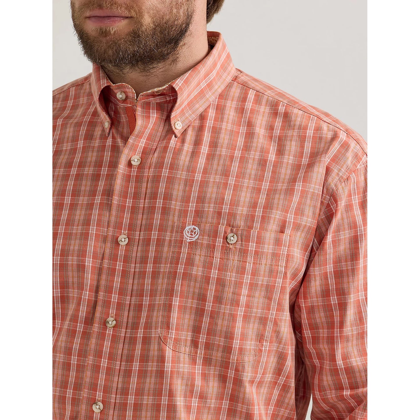 Wrangler Men's George Strait Button Down Long Sleeve Shirt - Sienna Plaid