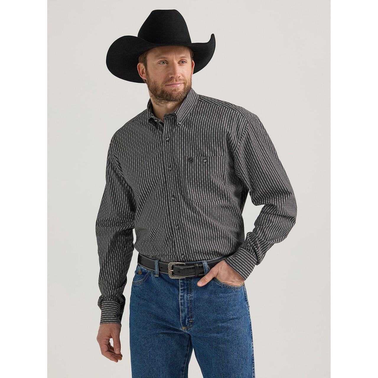 Wrangler Men's George Strait Button Down Long Sleeve Shirt - Black Scribe