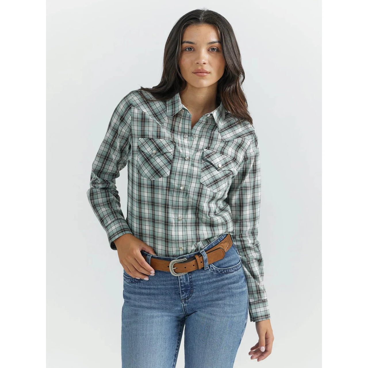 Wrangler Women's Long Sleeve Essential Snap Plaid Shirt- Green