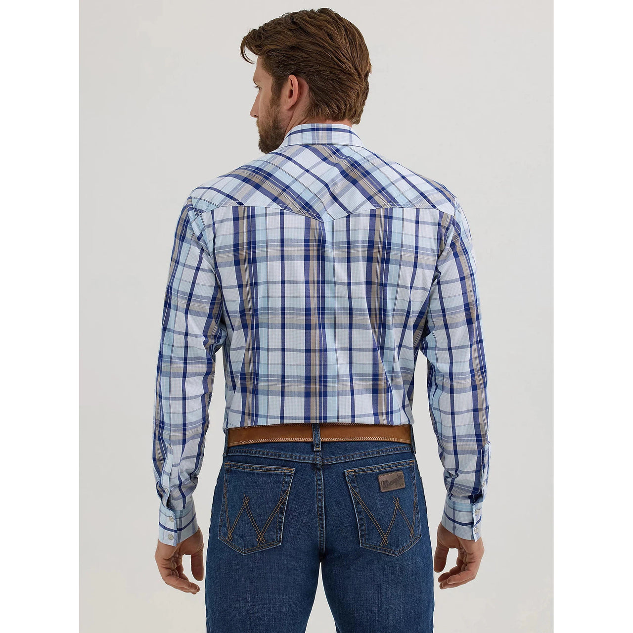 Wrangler Men's 20X Competition Advanced Comfort Long Sleeve Classic Fit Shirt - Lake Blue Plaid