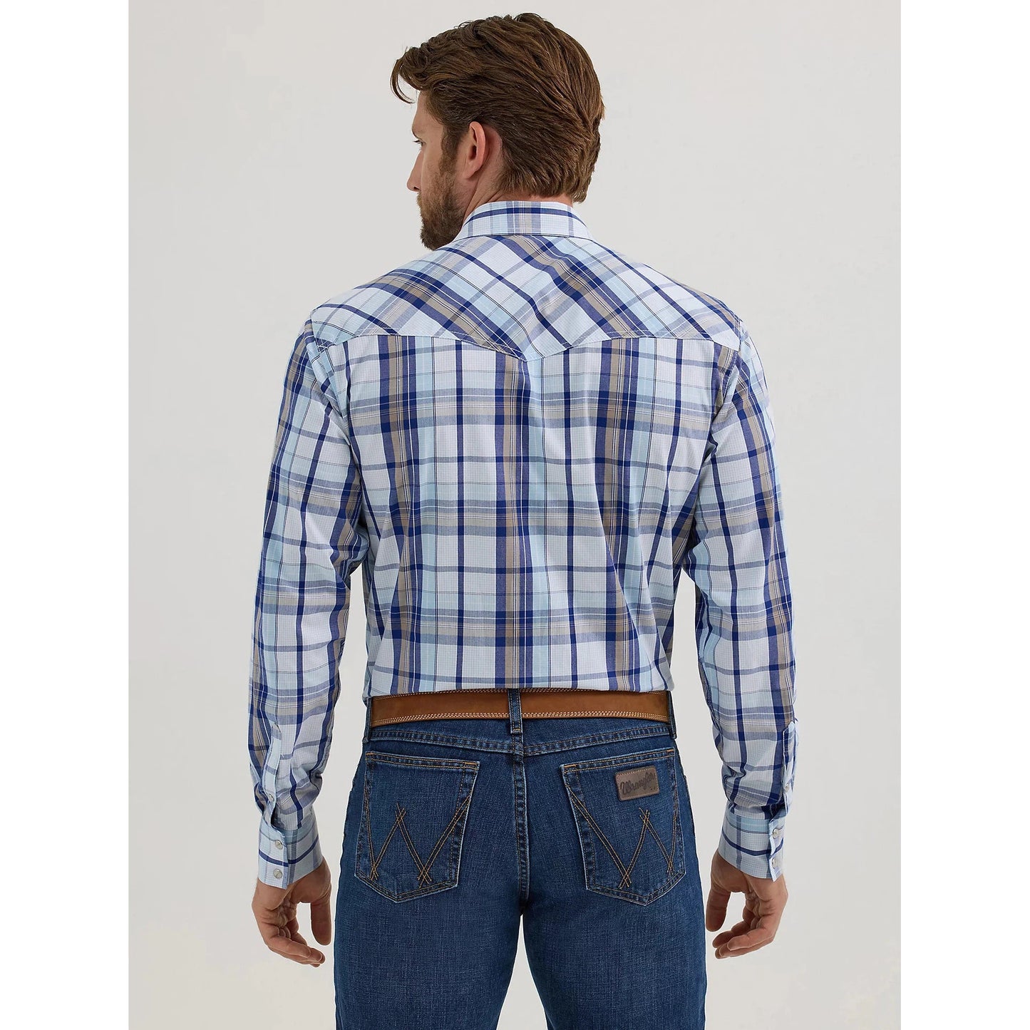 Wrangler Men's 20X Competition Advanced Comfort Long Sleeve Classic Fit Shirt - Lake Blue Plaid