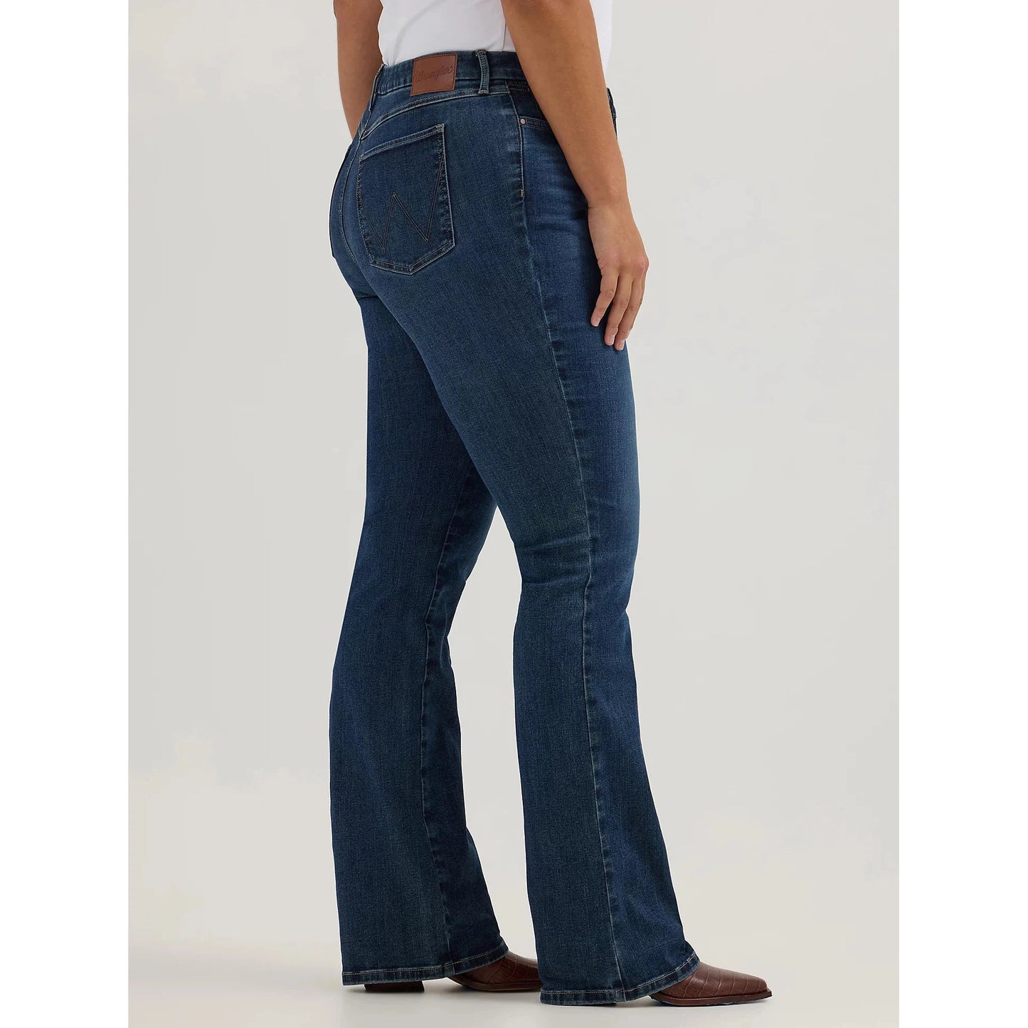 Wrangler Women's Bespoke High Rise Bootcut Jean- Lacey