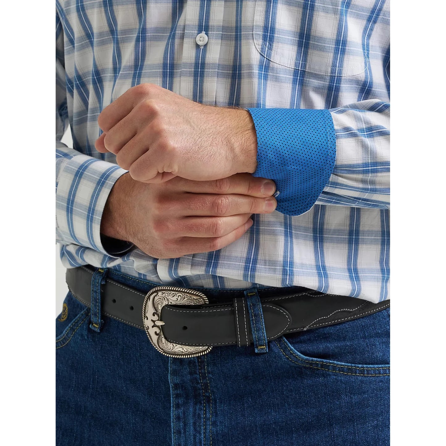 Wrangler Men's George Strait Long Sleeve Button Down Shirt - Navy Blue Plaid