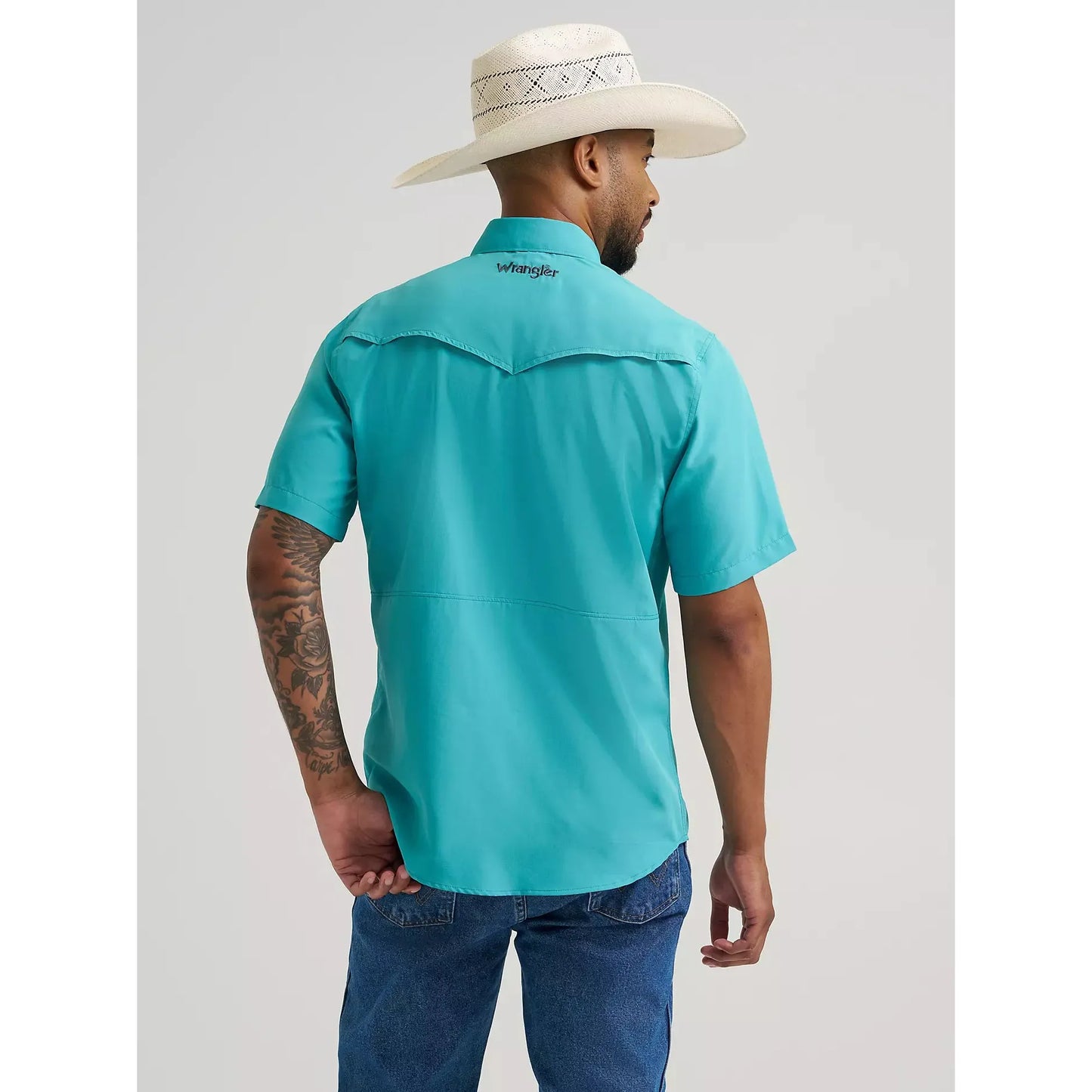 Wrangler Men's All Terrain Gear Short Sleeve Performance Shirt- Latigo Bay