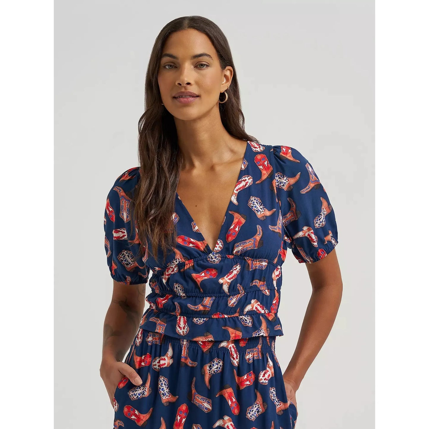 Wrangler Women's Puff Sleeve V-Neck Blouse - Blue