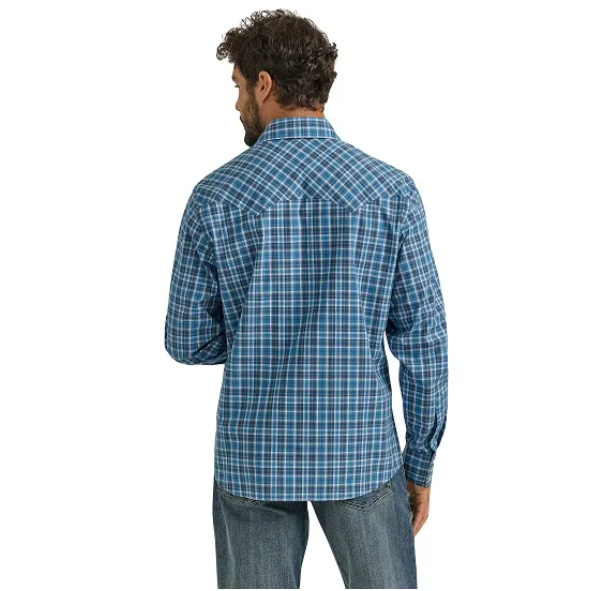 Wrangler Retro® Men's Modern Fit Long Sleeve Shirt - Blue Plaid