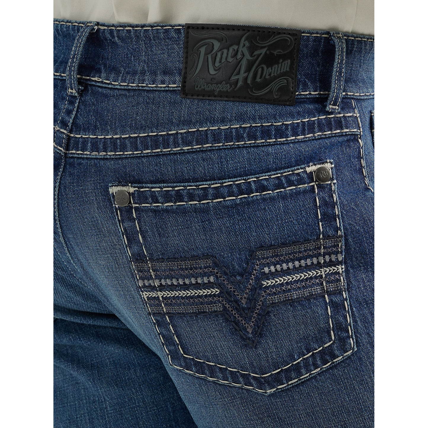 Wrangler Men's Rock 47 Slim Straight Jeans