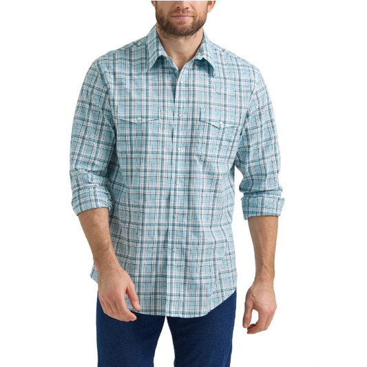 Wrangler® Men's Wrinkle Resistant Long Sleeve Shirt - Blue