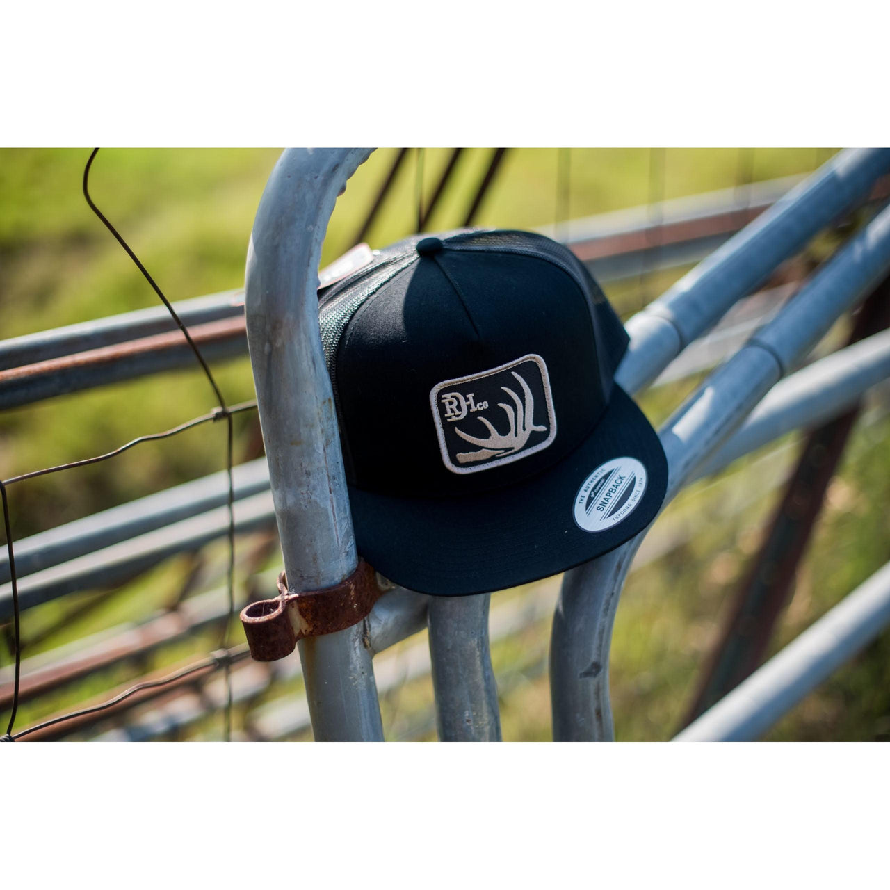 Red Dirt Hat Co Deer Shed-Black/Black