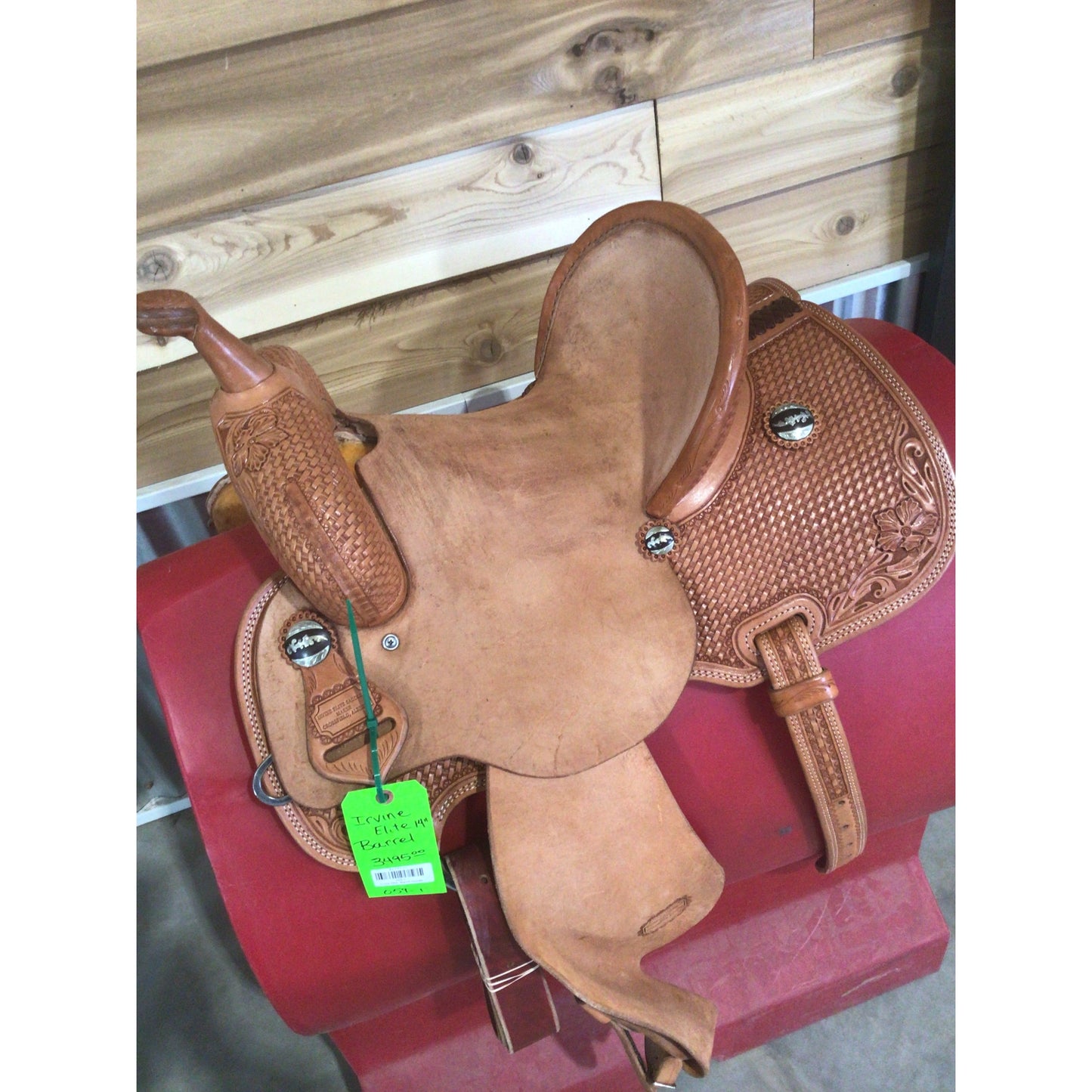 Irvine Elite 14" Barrel Saddle