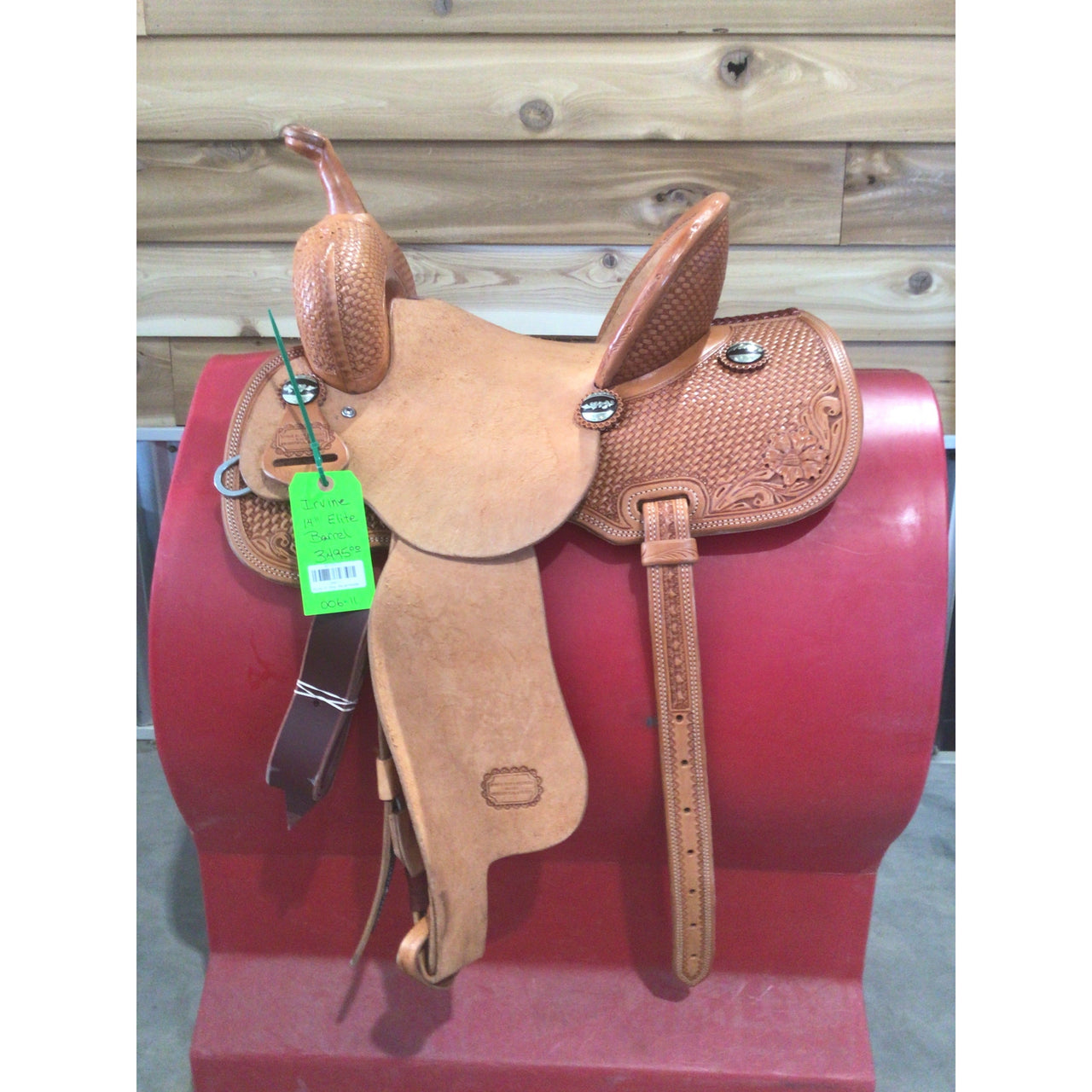 Irvine 14" Elite.  Barrel Saddle