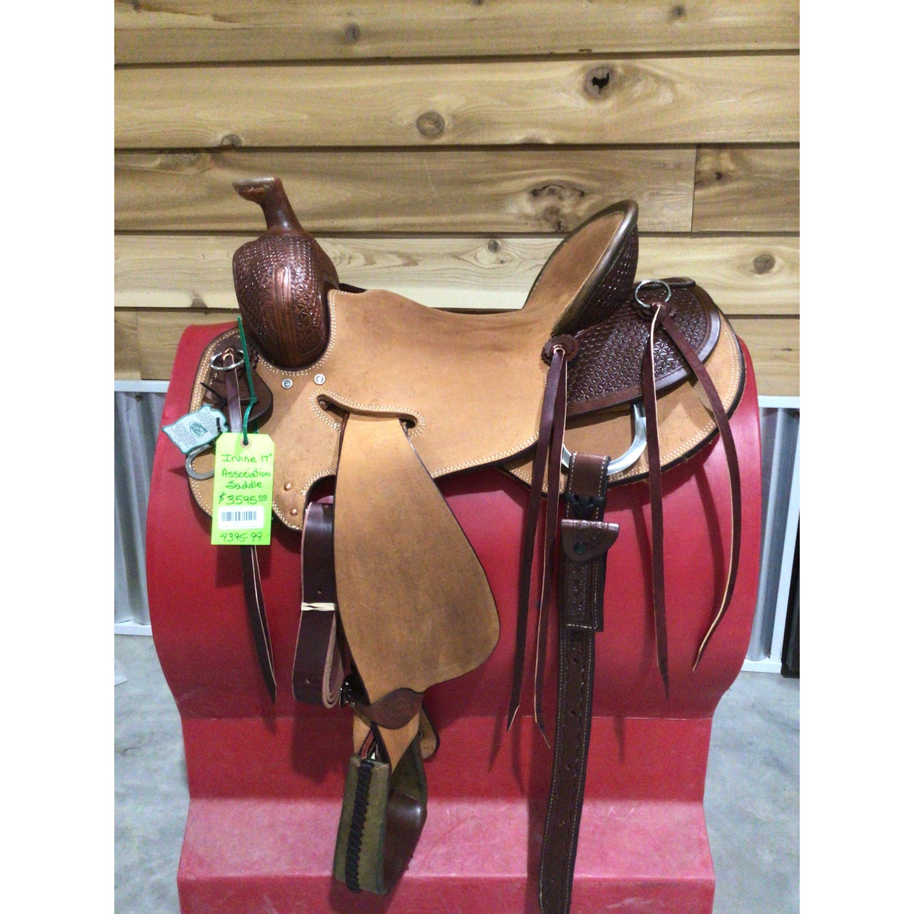 Irvine 17" Association Saddle