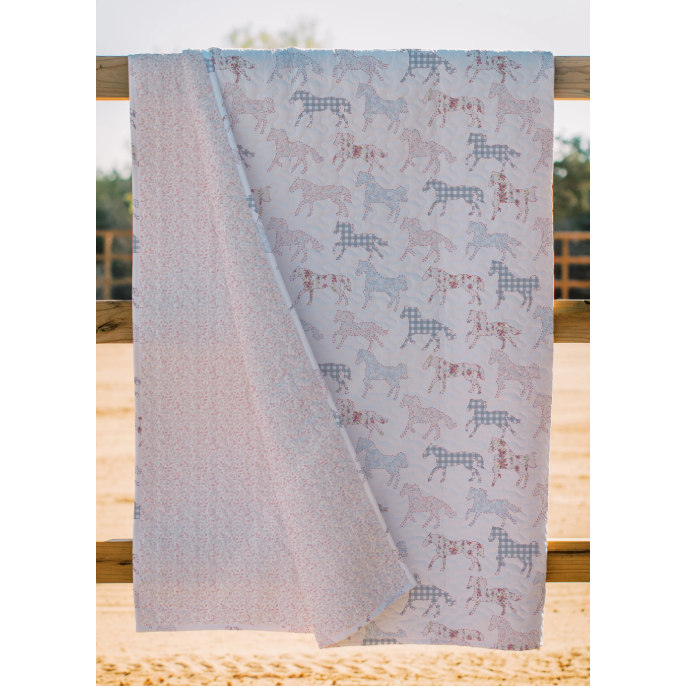 Ida Mae Patchwork Gallop White Quilt- Twin