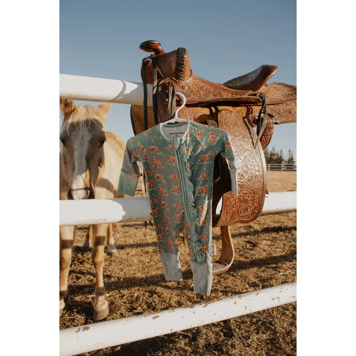 Boots & Bows Infants Highlands & Daisies Sleepwear- Multi