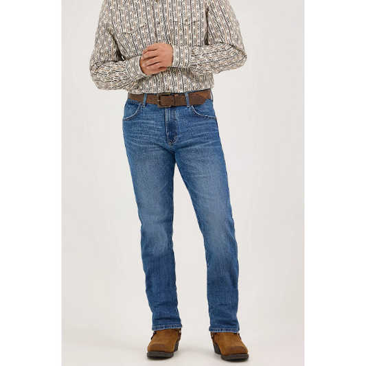 Wrangler Men's Retro Slim Fit Straight Leg Jean- Eastside